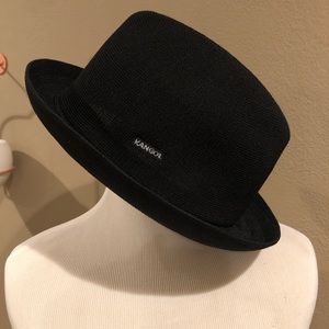 Kangol Large Tropic Player hat - Like New